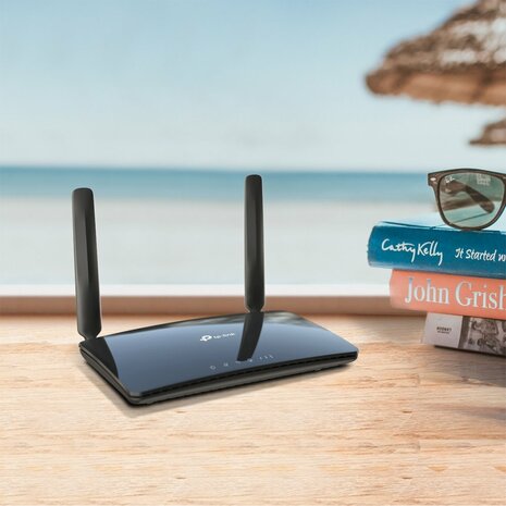 TP-Link Archer MR400 | Draadloze Dual-band Router (2.4 GHz / 5 GHz) | 4G LTE Modem | AC1200 (tot 300 + 867 Mbit/s) | Zwart